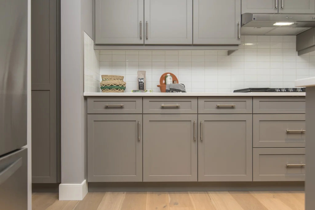 Modern Cabinet Refinishing Toronto transformation in North York